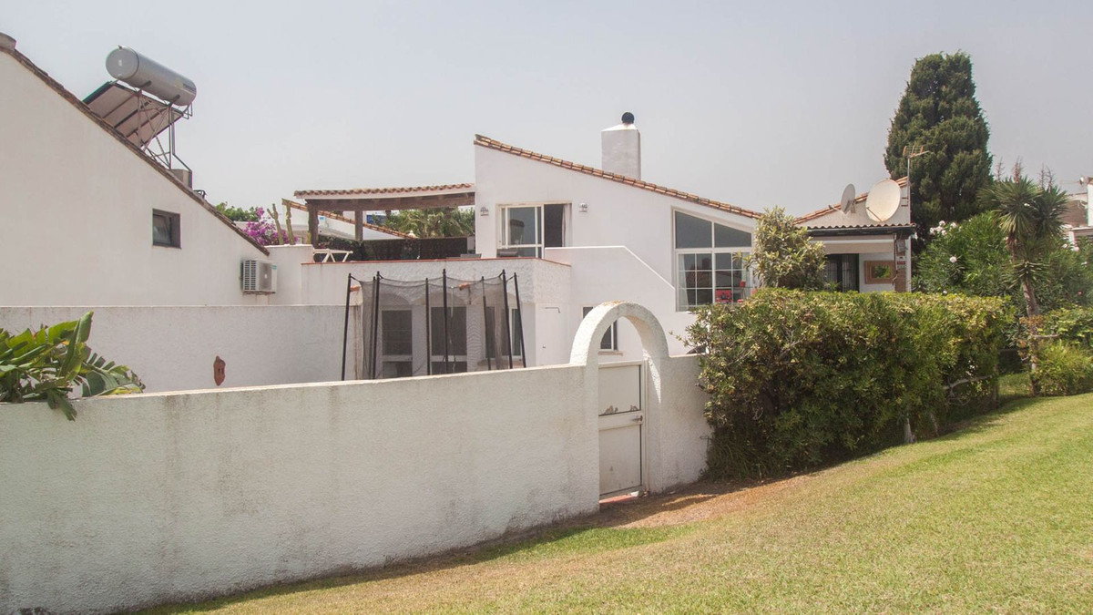 Se vende Adosada de 3 dormitorios en Costa Del Sol, Málaga, España