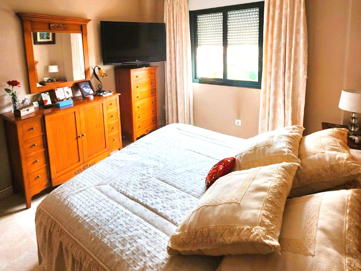 2 Bed Apartment for sale in Marbella Costa Del Sol, Málaga, Spain