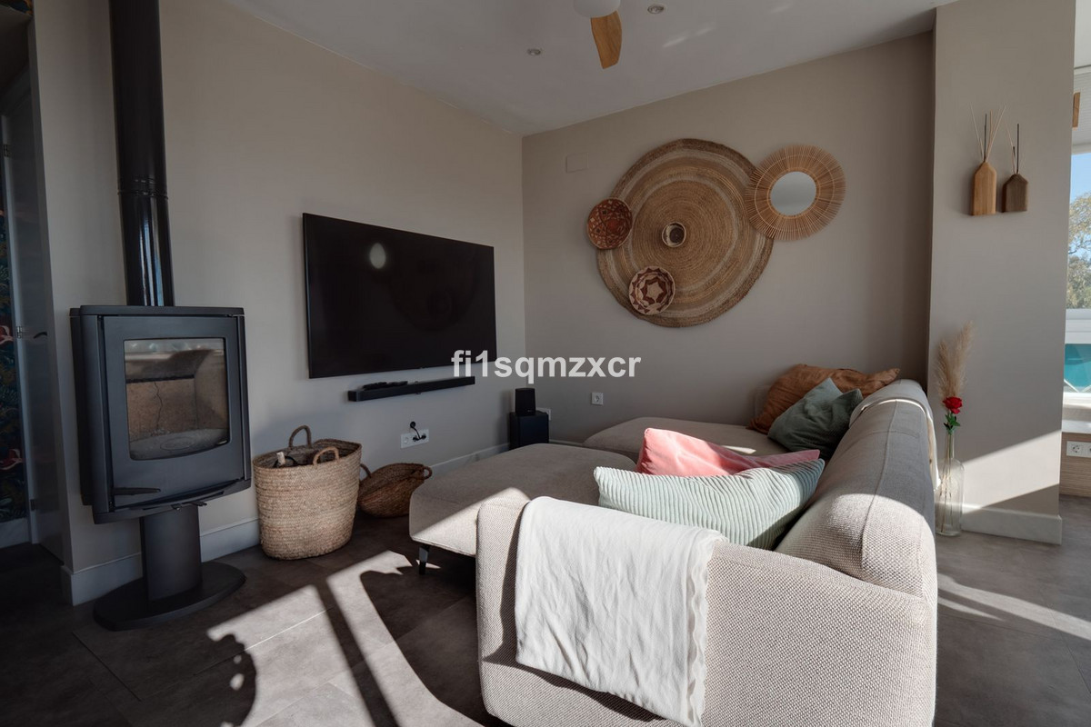 2 Bed Apartment for sale in Costabella Costa Del Sol, Málaga, Spain