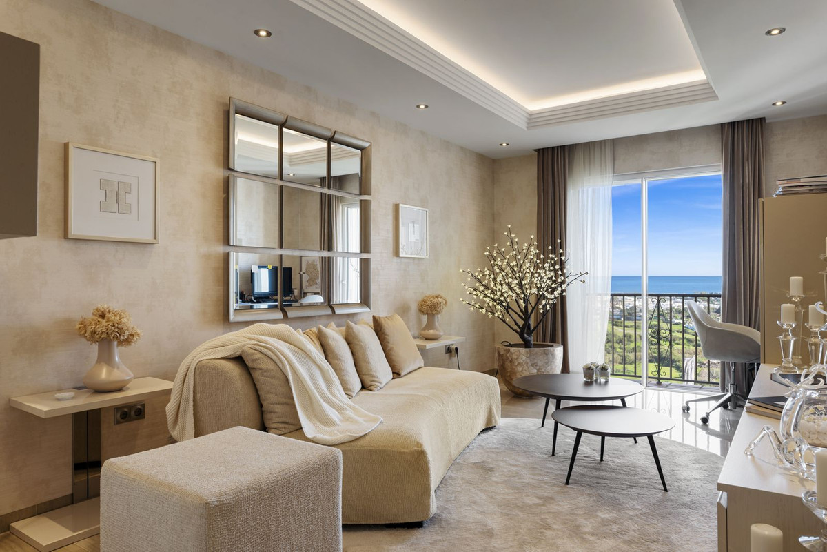 4 Bed Apartment for sale in Los Almendros Costa Del Sol, Málaga, Spain