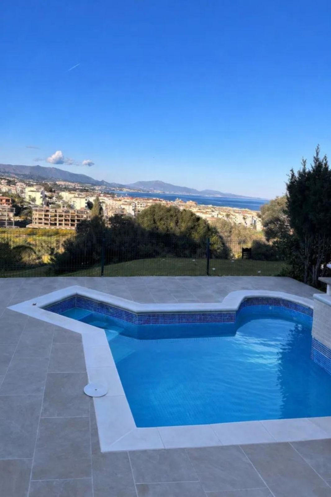 Se vende Apartamento Planta Baja de 4 dormitorios en Costa Del Sol, Málaga, España