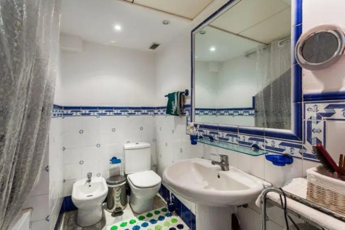 4 Bed Apartment for sale in Marbella Costa Del Sol, Málaga, Spain