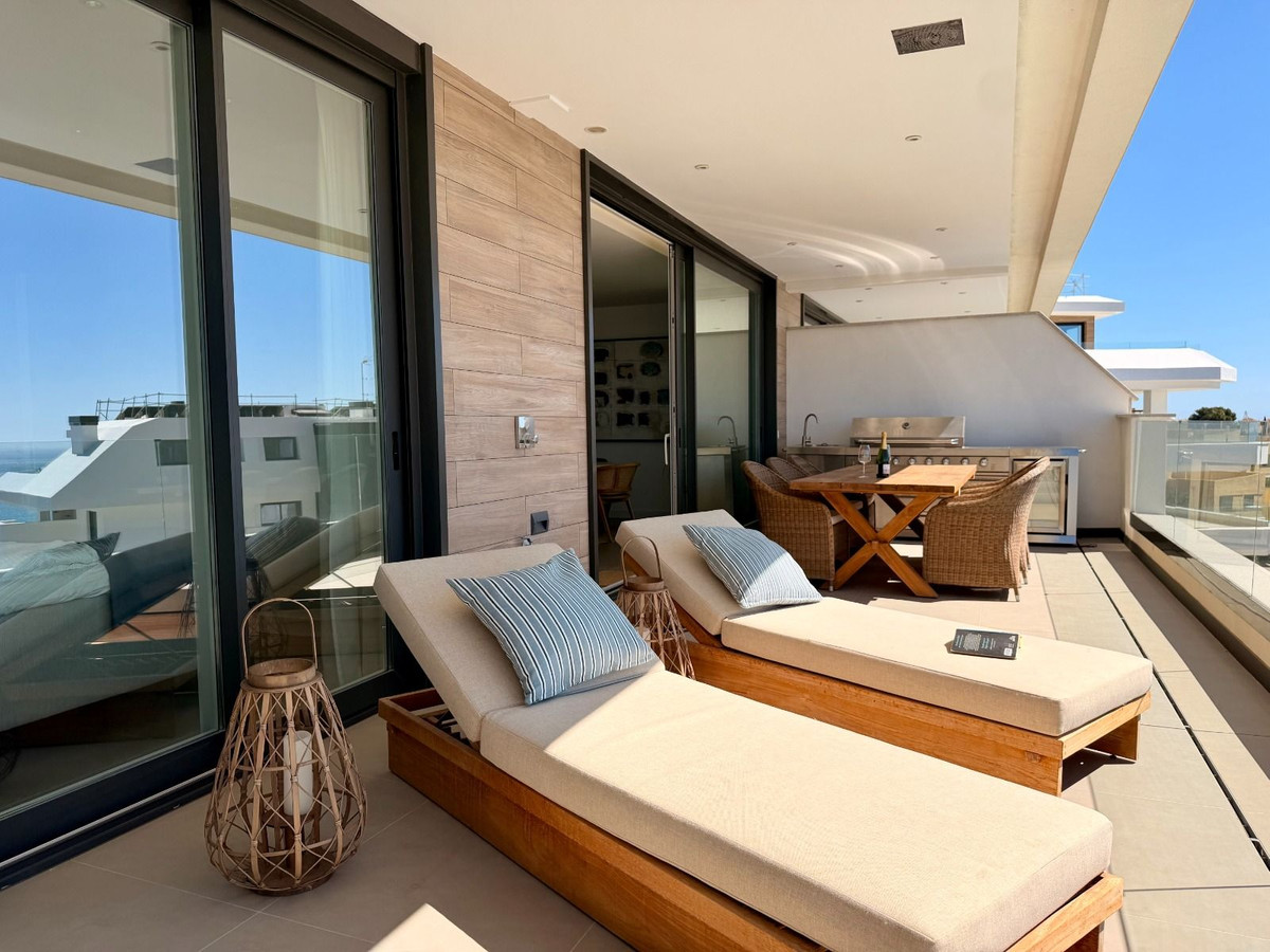 2 Bed Apartment for sale in Higueron Costa Del Sol, Málaga, Spain