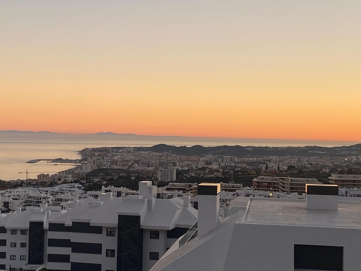 2 Bed Apartment for sale in Higueron Costa Del Sol, Málaga, Spain