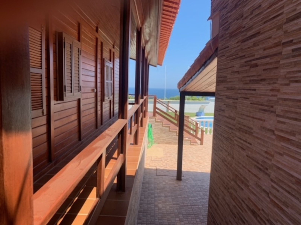 Se vende Villa - Chalet de 4 dormitorios en Costa Del Sol, Cadiz, España