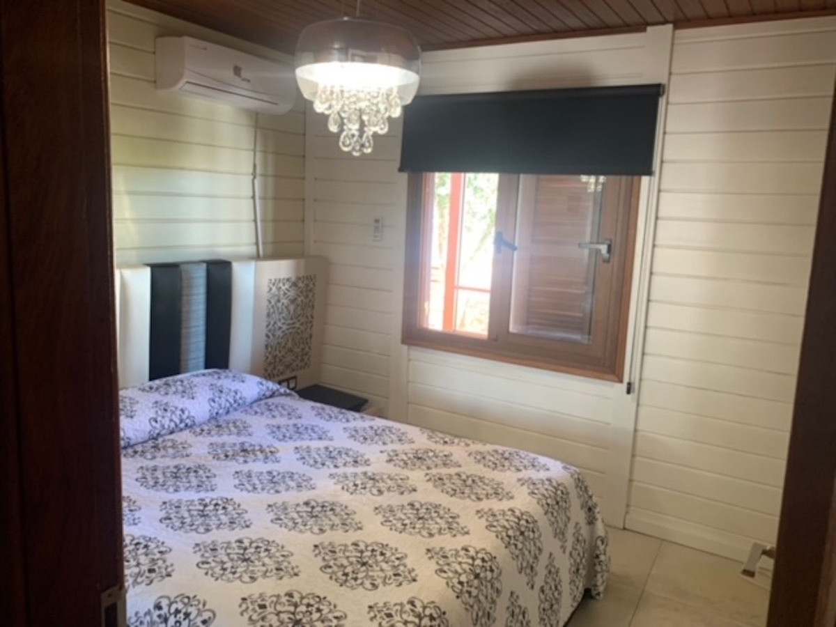 Se vende Villa - Chalet de 4 dormitorios en Costa Del Sol, Cadiz, España