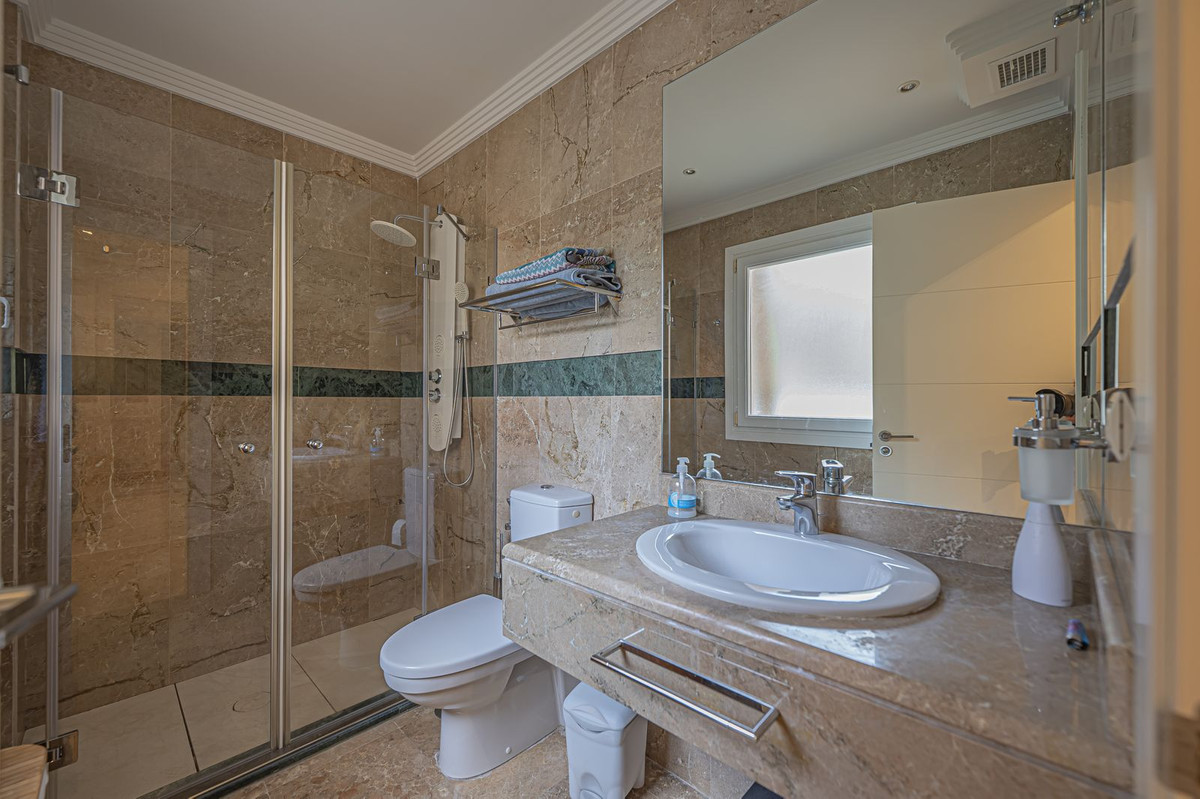 3 Bed Apartment for sale in Nueva Andalucía Costa Del Sol, Málaga, Spain