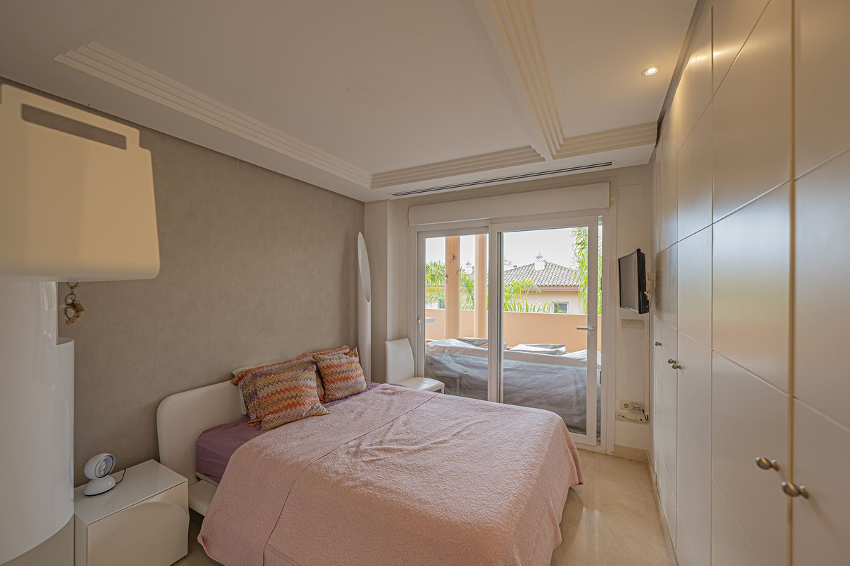 3 Bed Apartment for sale in Nueva Andalucía Costa Del Sol, Málaga, Spain