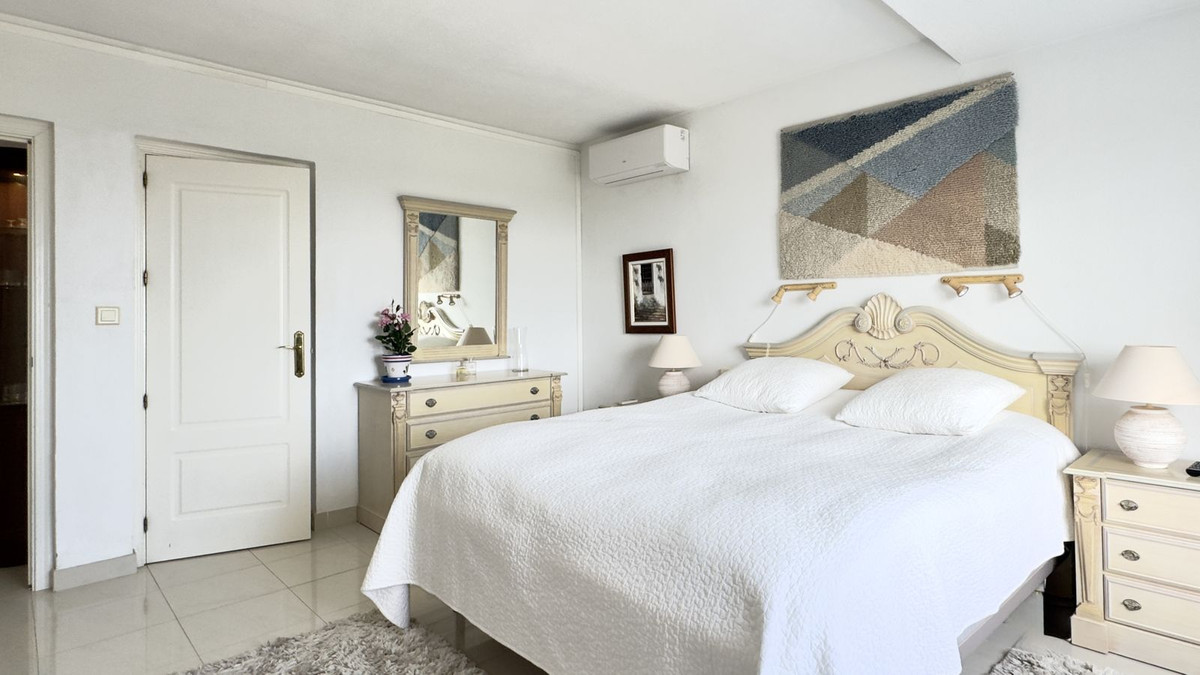 4 Bed Townhouse for sale in Mijas Costa Del Sol, Málaga, Spain