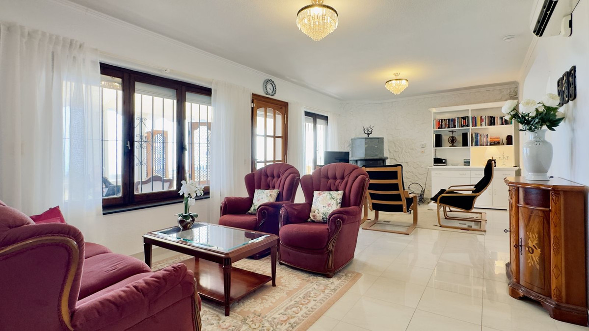 4 Bed Townhouse for sale in Mijas Costa Del Sol, Málaga, Spain