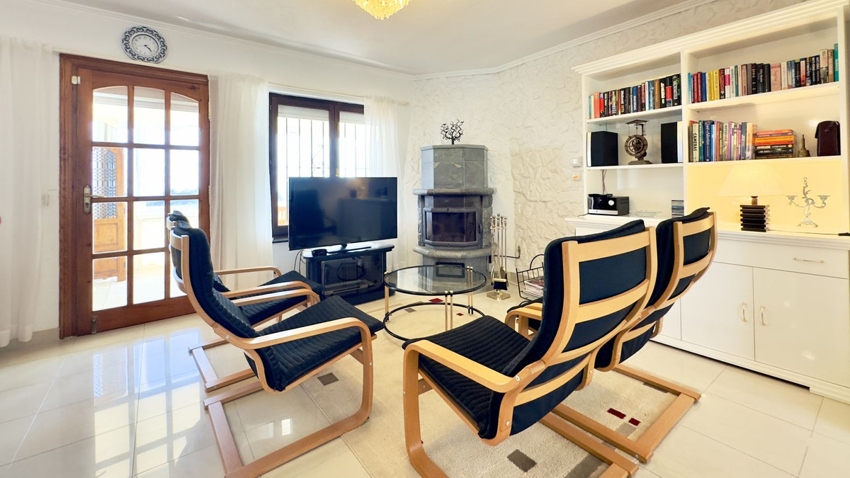 4 Bed Townhouse for sale in Mijas Costa Del Sol, Málaga, Spain