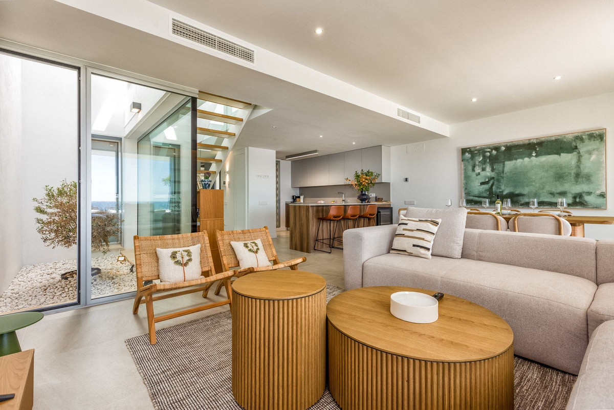 4 Bed Townhouse for sale in Estepona Costa Del Sol, Málaga, Spain