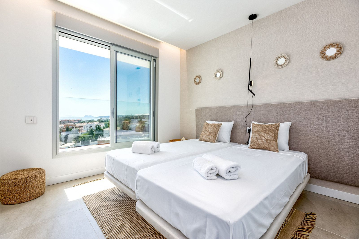 4 Bed Townhouse for sale in Estepona Costa Del Sol, Málaga, Spain