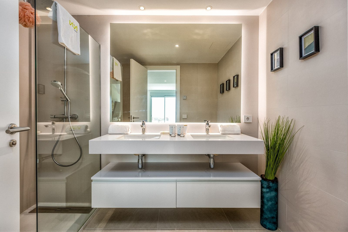 4 Bed Townhouse for sale in Estepona Costa Del Sol, Málaga, Spain