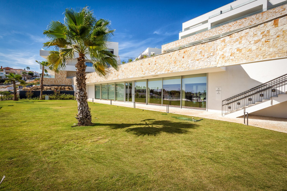 4 Bed Townhouse for sale in Estepona Costa Del Sol, Málaga, Spain