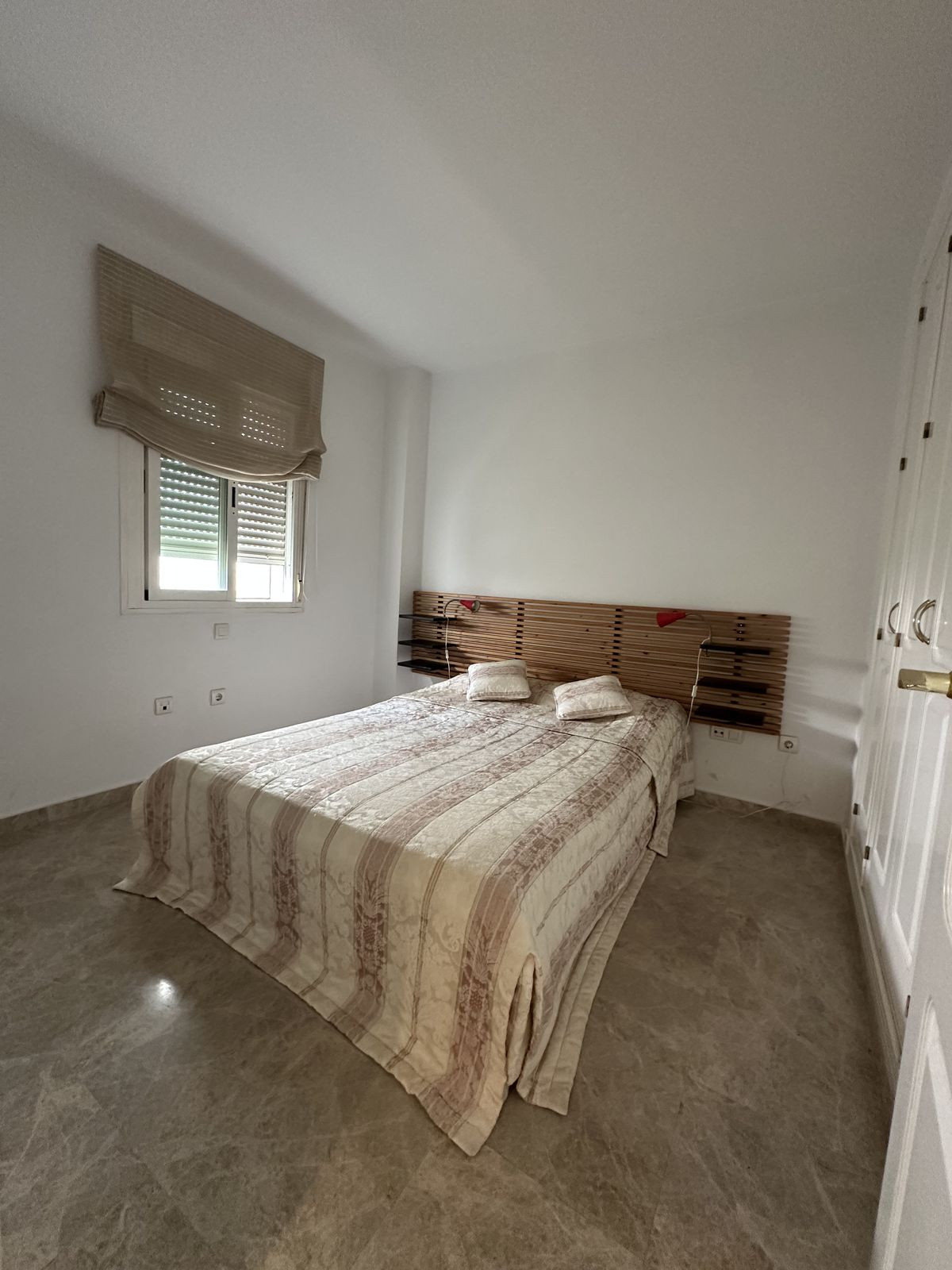 3 Bed Apartment for sale in Puerto Banús Costa Del Sol, Málaga, Spain