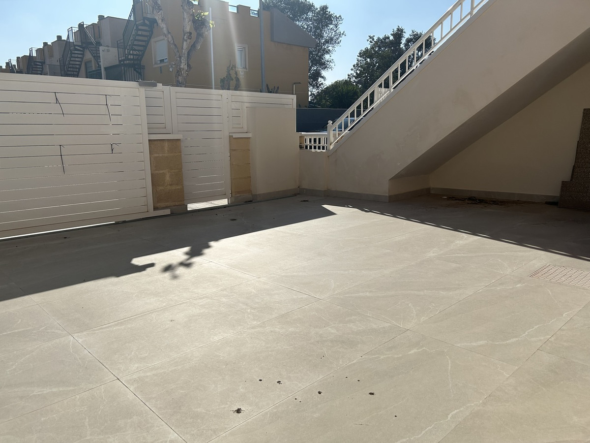 Se vende Apartamento Planta Baja de 2 dormitorios en Costa Blanca, Alicante, España
