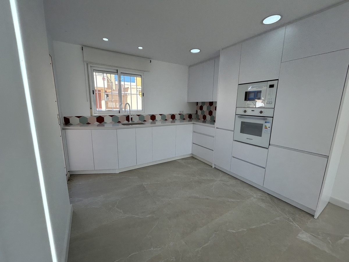 Se vende Apartamento Planta Baja de 2 dormitorios en Costa Blanca, Alicante, España