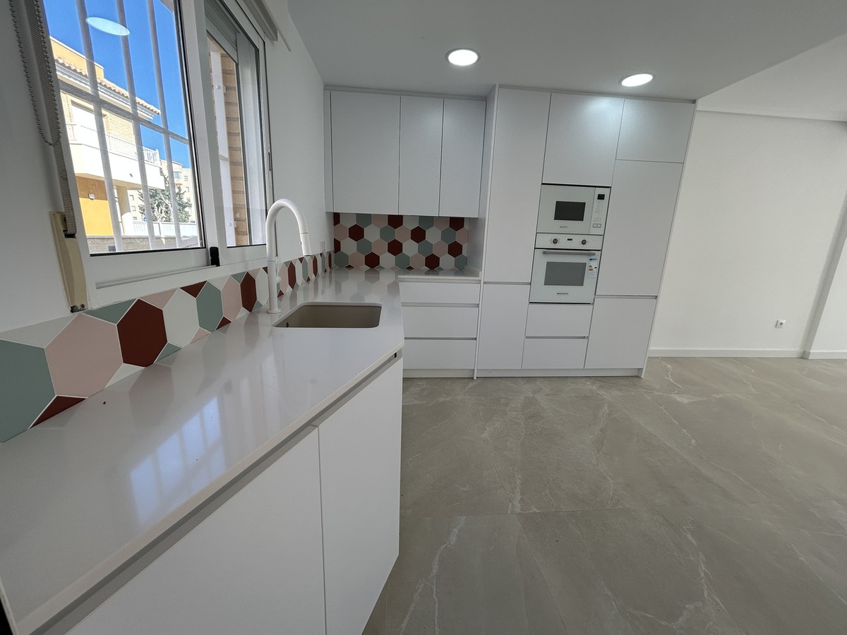 Se vende Apartamento Planta Baja de 2 dormitorios en Costa Blanca, Alicante, España