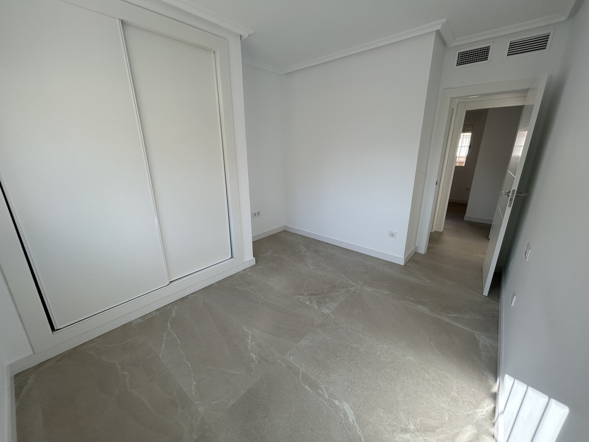 Se vende Apartamento Planta Baja de 2 dormitorios en Costa Blanca, Alicante, España