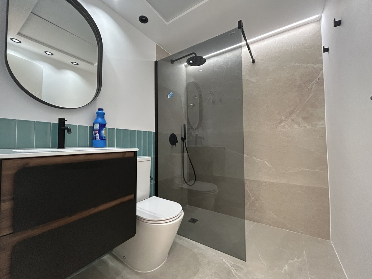 Se vende Apartamento Planta Baja de 2 dormitorios en Costa Blanca, Alicante, España