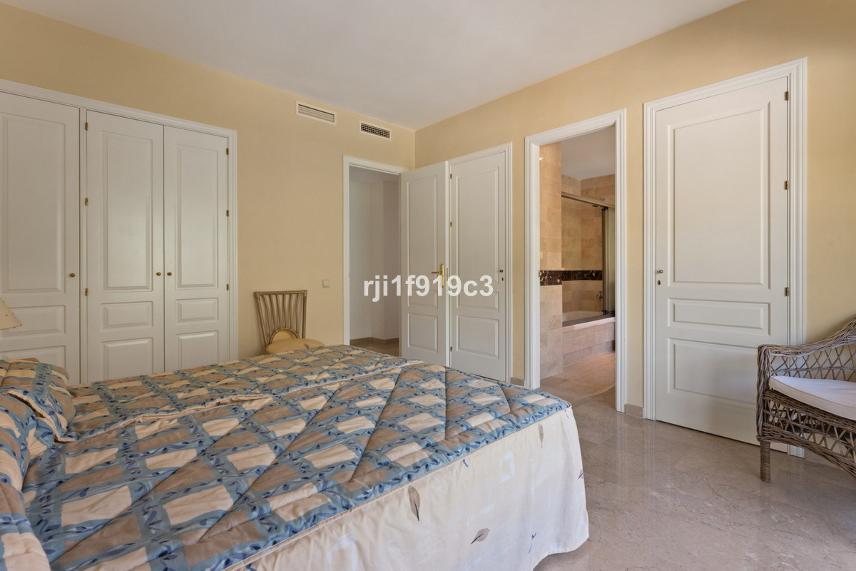 3 Bed Apartment for sale in Elviria Costa Del Sol, Málaga, Spain