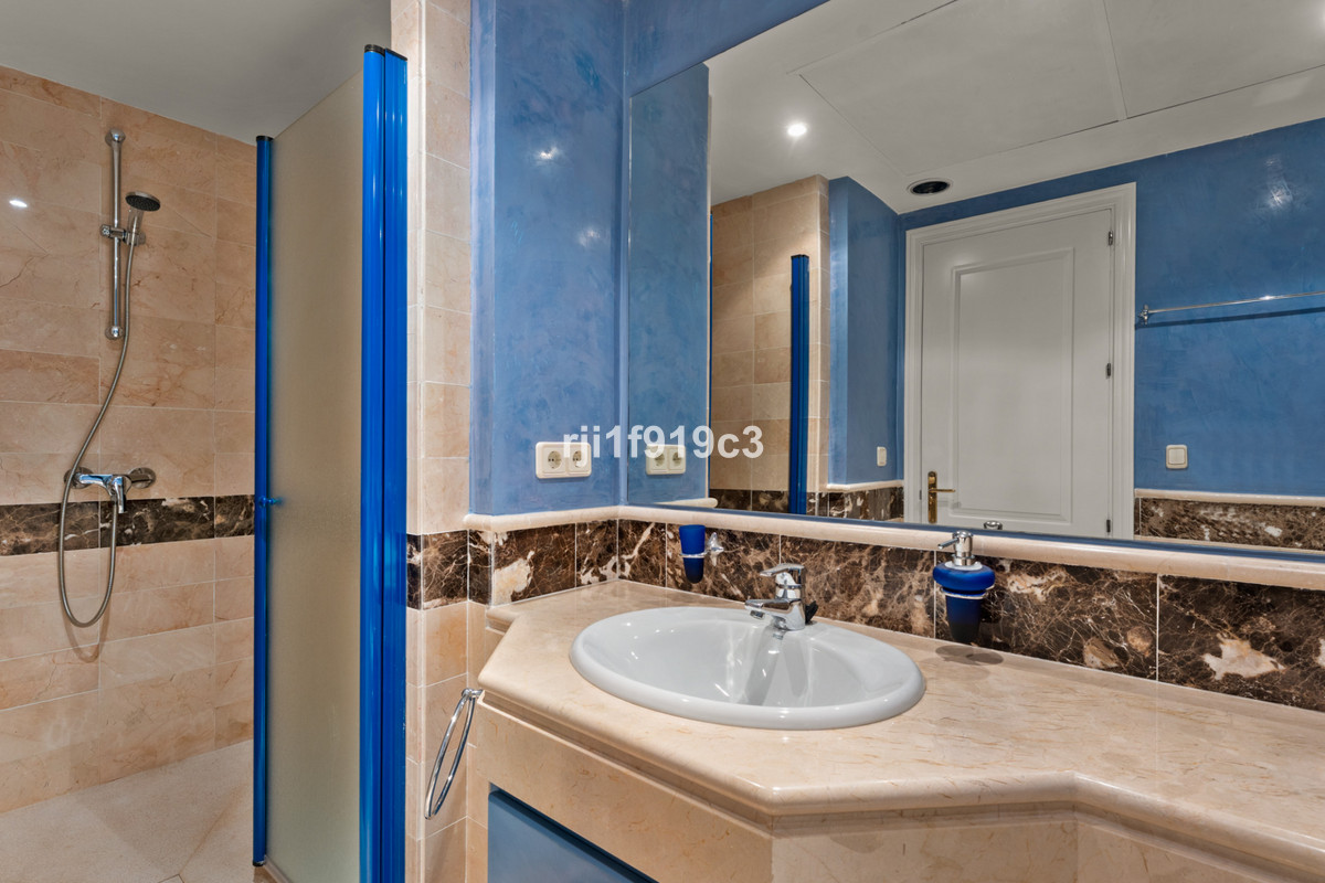3 Bed Apartment for sale in Elviria Costa Del Sol, Málaga, Spain