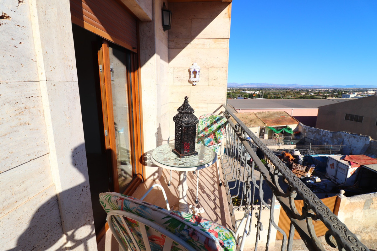 Se vende Apartamento Planta Media de 2 dormitorios en Costa Blanca, Alicante, España