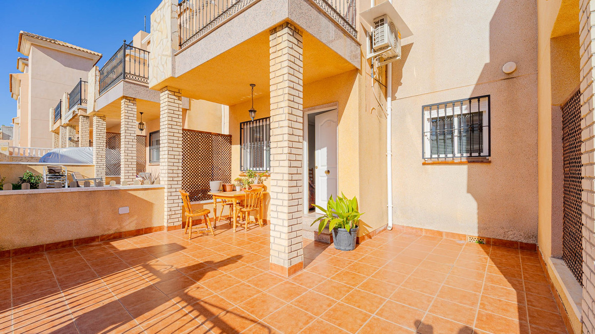 2 Bed Townhouse for sale in Punta Prima Costa Blanca, Alicante, Spain