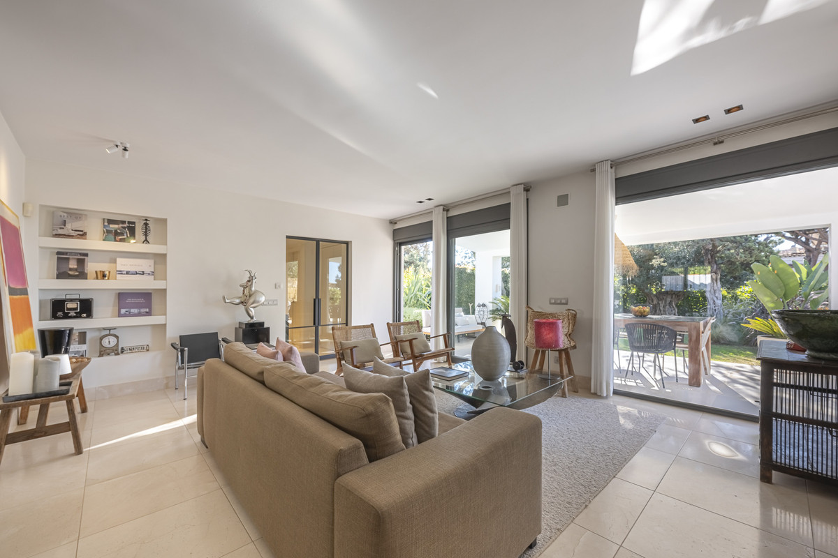 3 Bed Townhouse for sale in Marbesa Costa Del Sol, Málaga, Spain