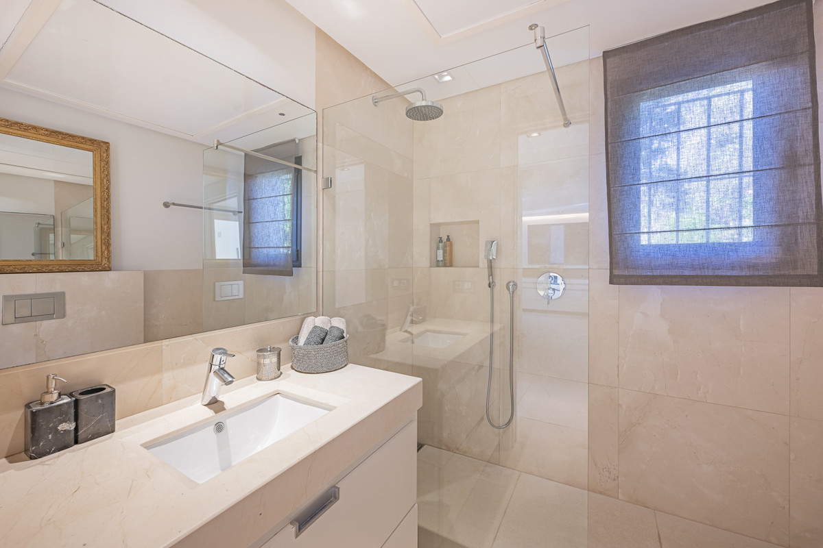 3 Bed Townhouse for sale in Marbesa Costa Del Sol, Málaga, Spain