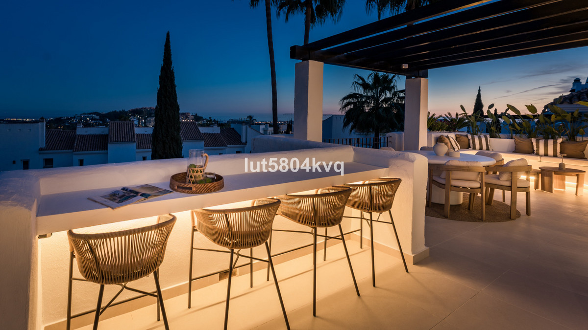 3 Bed Apartment for sale in Nueva Andalucía Costa Del Sol, Málaga, Spain