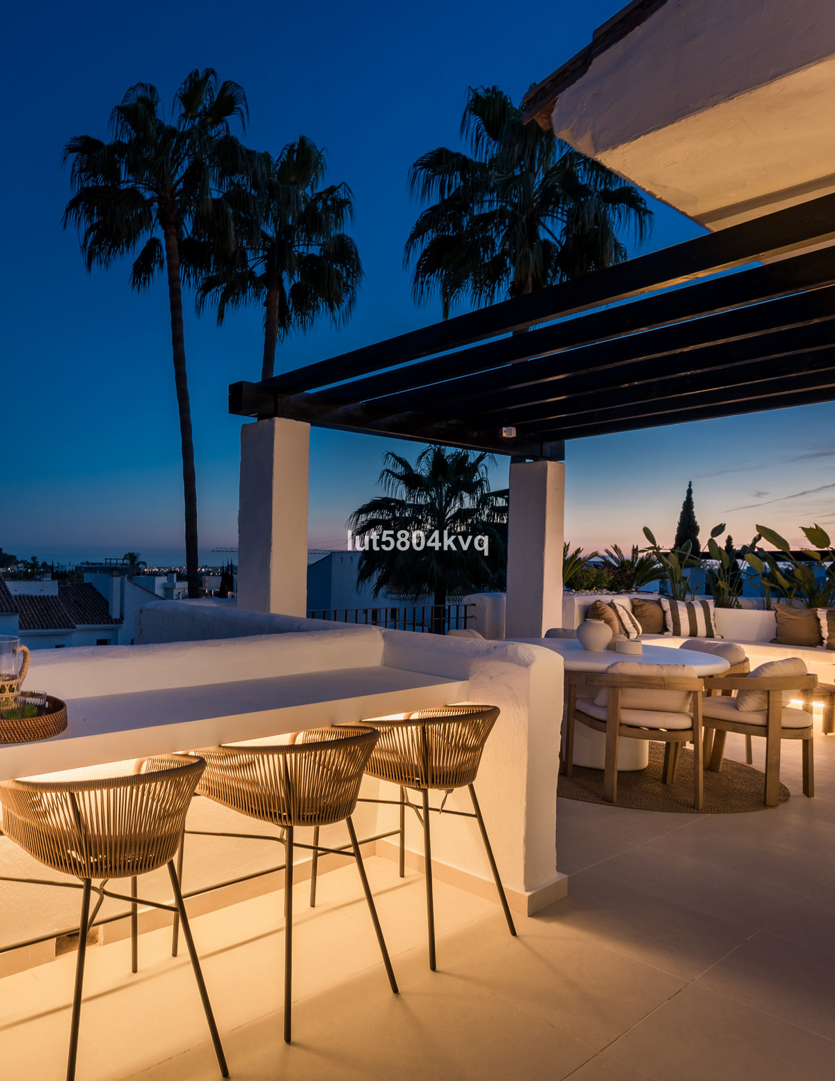 3 Bed Apartment for sale in Nueva Andalucía Costa Del Sol, Málaga, Spain