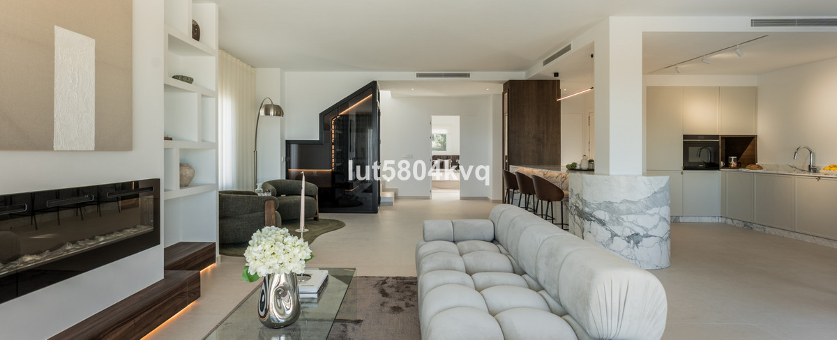 3 Bed Apartment for sale in Nueva Andalucía Costa Del Sol, Málaga, Spain
