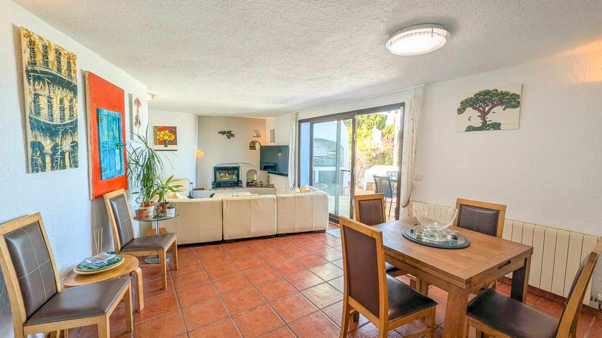 5 Bed Townhouse for sale in Javea Costa Blanca, Alicante, Spain