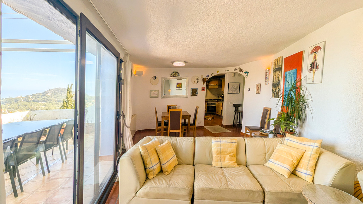5 Bed Townhouse for sale in Javea Costa Blanca, Alicante, Spain