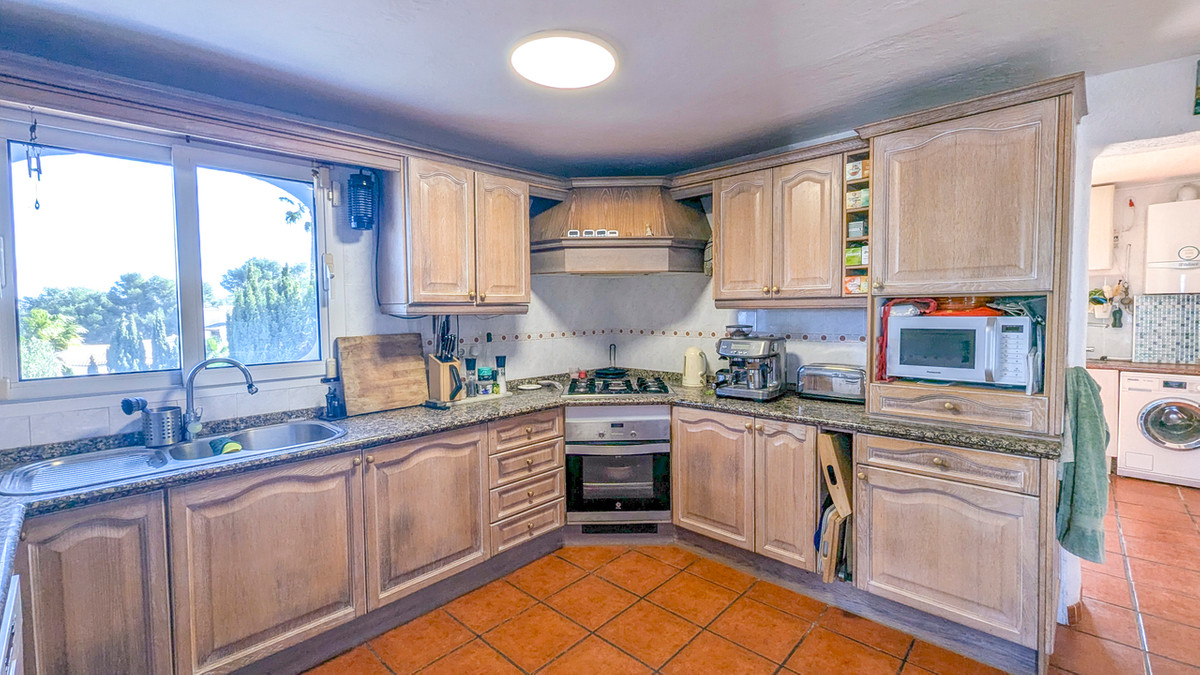 5 Bed Townhouse for sale in Javea Costa Blanca, Alicante, Spain
