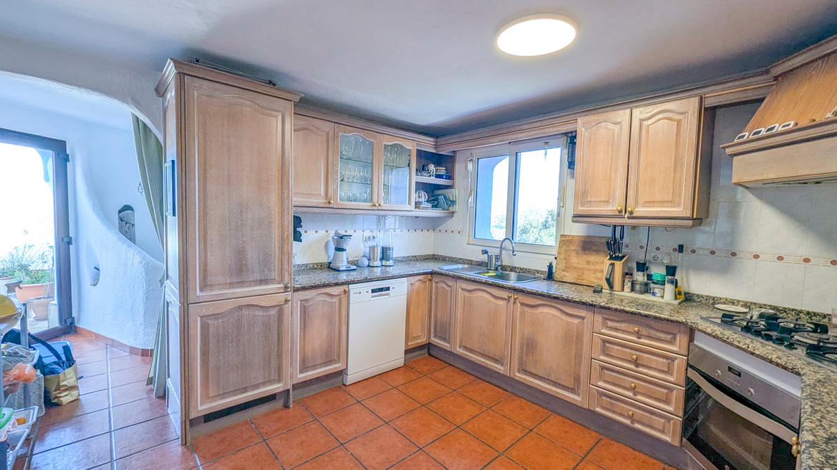 5 Bed Townhouse for sale in Javea Costa Blanca, Alicante, Spain