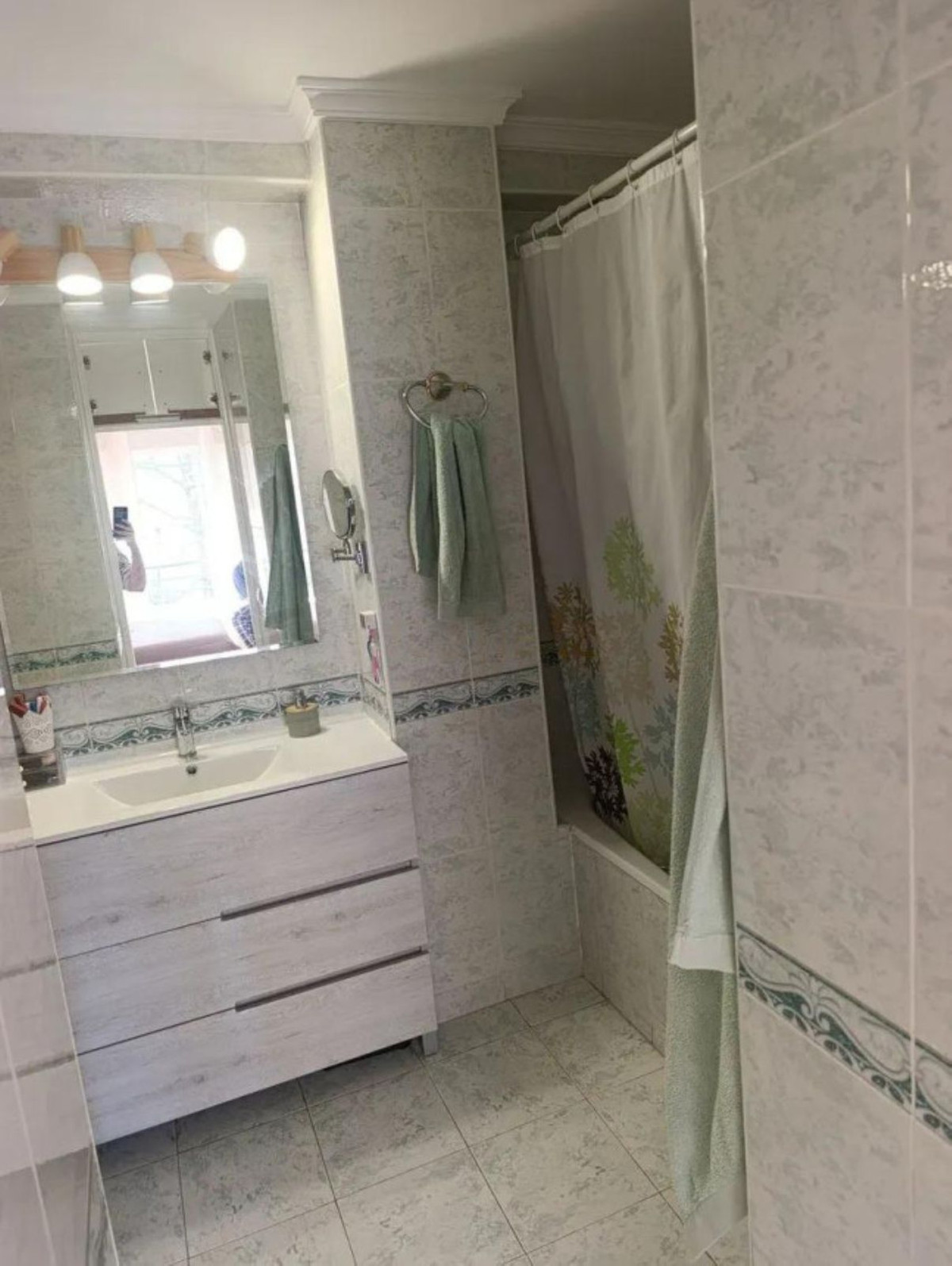 4 Bed Apartment for sale in Marbella Costa Del Sol, Málaga, Spain
