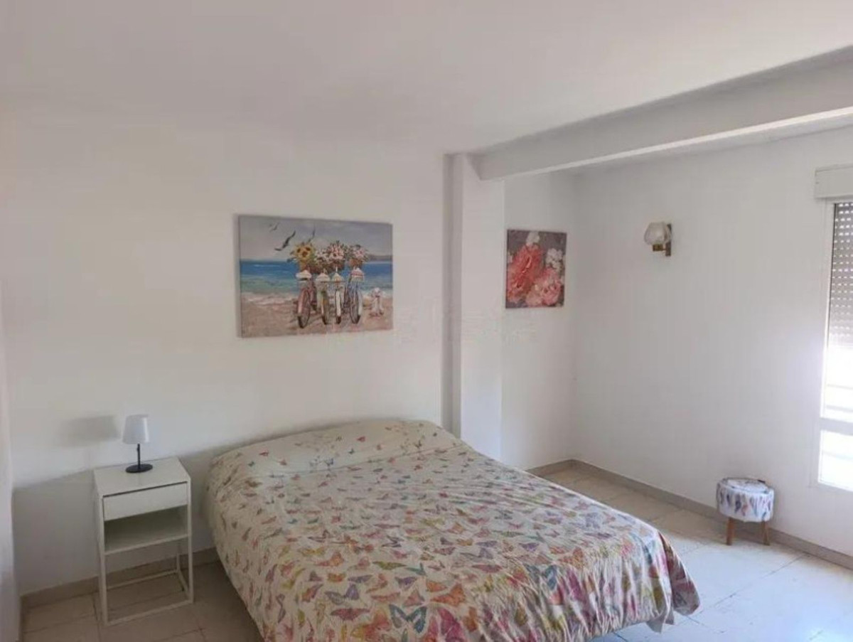 4 Bed Apartment for sale in Marbella Costa Del Sol, Málaga, Spain