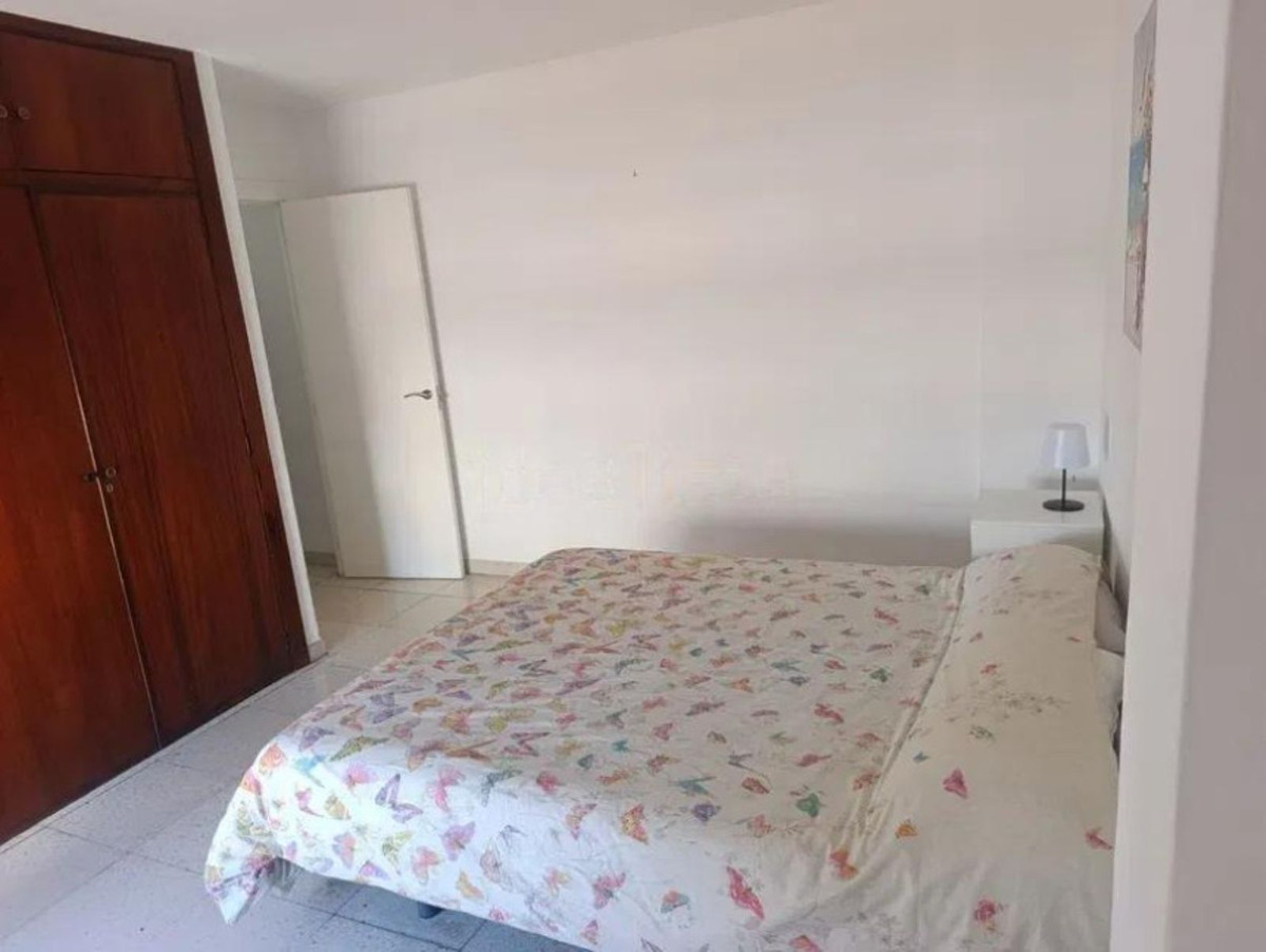 4 Bed Apartment for sale in Marbella Costa Del Sol, Málaga, Spain