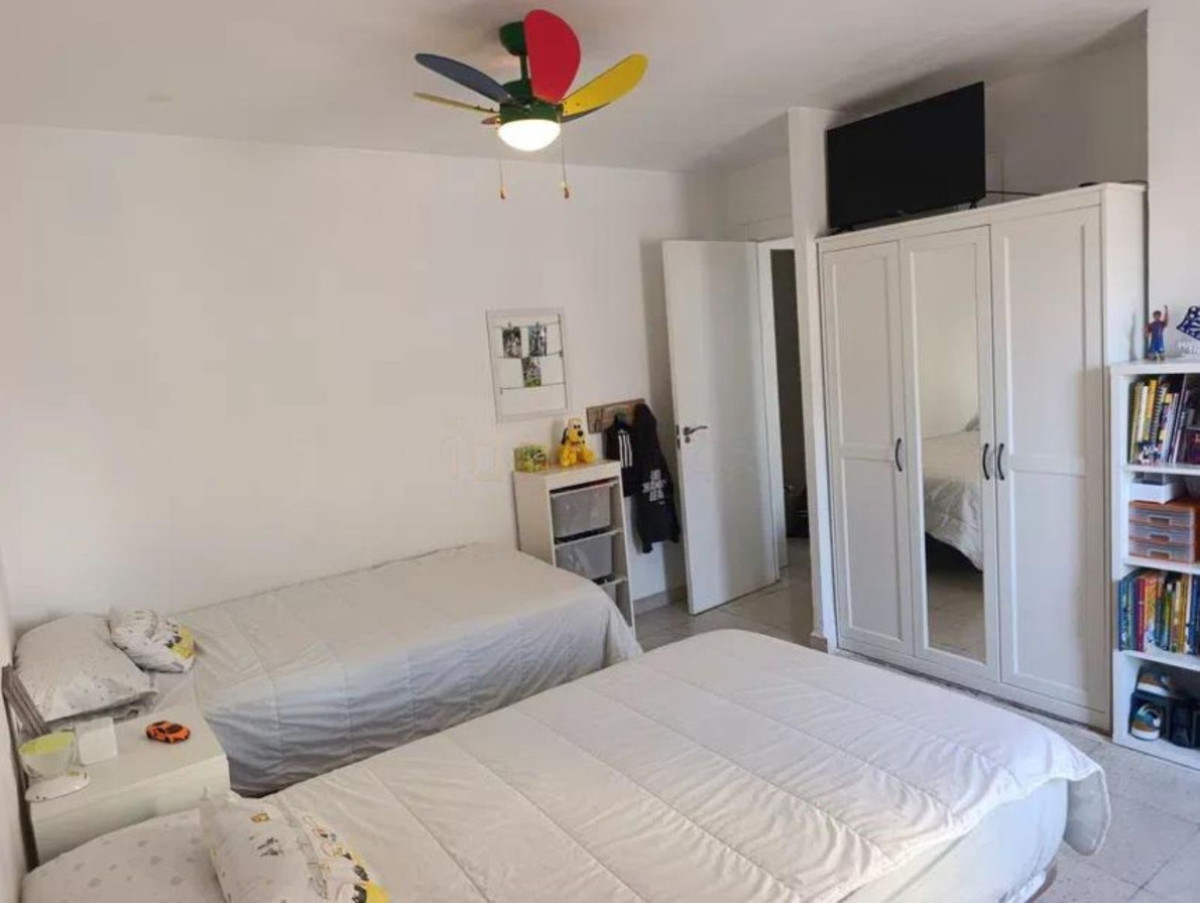 4 Bed Apartment for sale in Marbella Costa Del Sol, Málaga, Spain