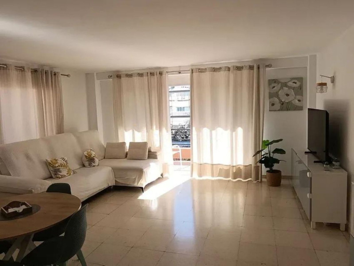4 Bed Apartment for sale in Marbella Costa Del Sol, Málaga, Spain