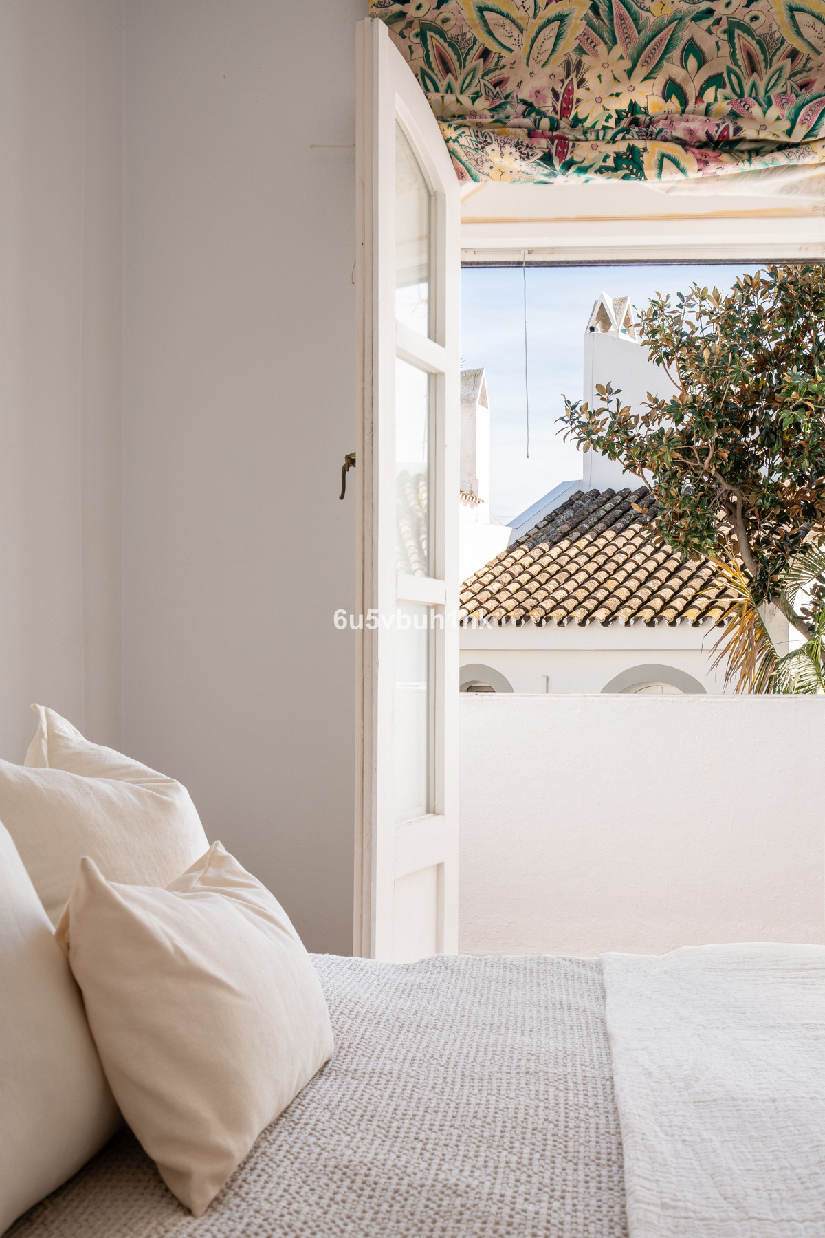 4 Bed Townhouse for sale in Nueva Andalucía Costa Del Sol, Málaga, Spain
