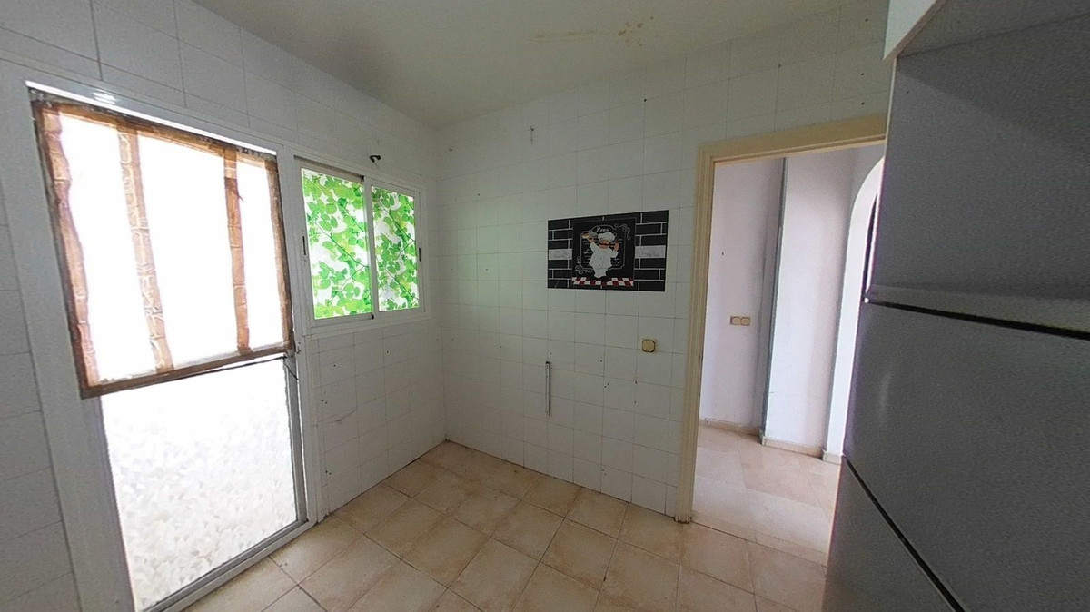 2 Bed Apartment for sale in Bel Air Costa Del Sol, Málaga, Spain