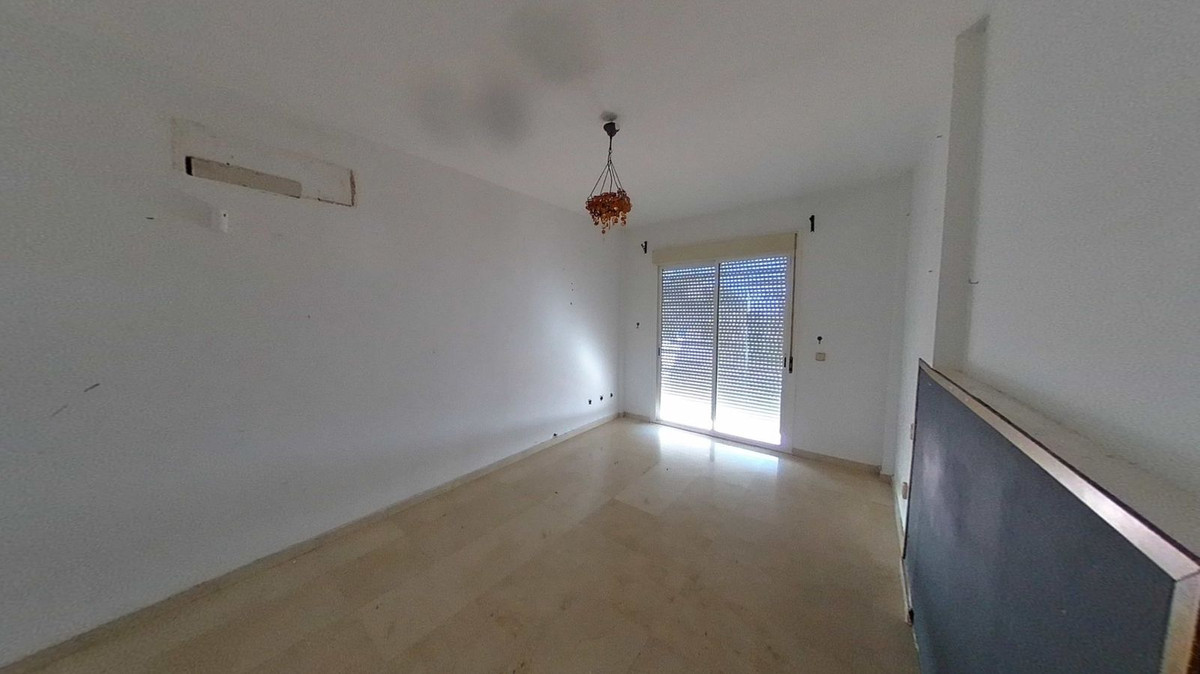2 Bed Apartment for sale in Bel Air Costa Del Sol, Málaga, Spain