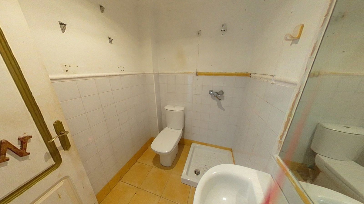 2 Bed Apartment for sale in Bel Air Costa Del Sol, Málaga, Spain