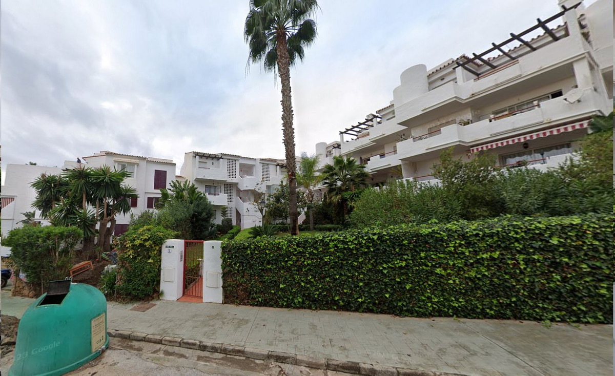 2 Bed Apartment for sale in Bel Air Costa Del Sol, Málaga, Spain