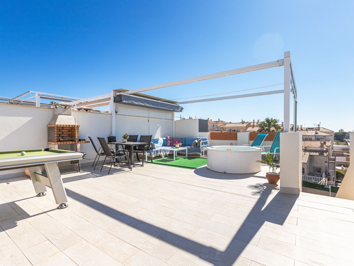 Se vende Apartamento en Planta Última de 2 dormitorios en Costa Blanca, Alicante, España