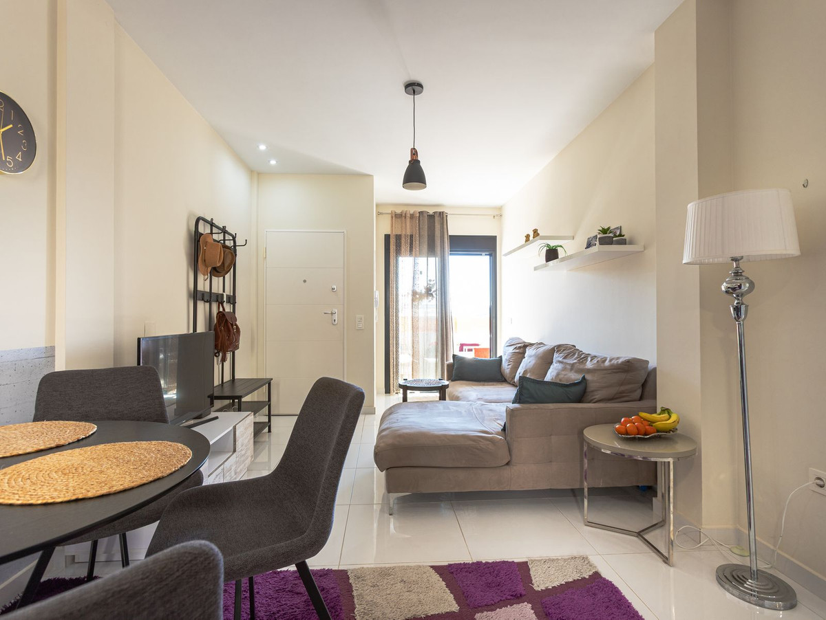 Se vende Apartamento en Planta Última de 2 dormitorios en Costa Blanca, Alicante, España